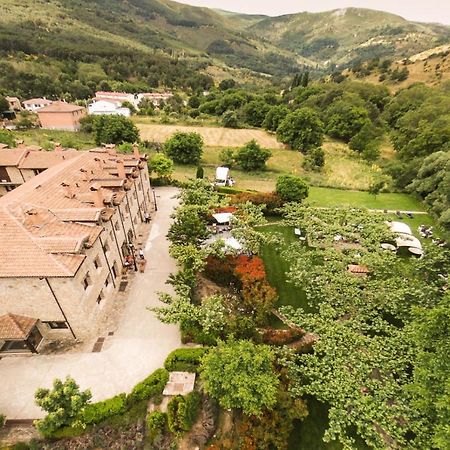 Hotel Ribera Del Corneja Navacepedilla de Corneja ภายนอก รูปภาพ