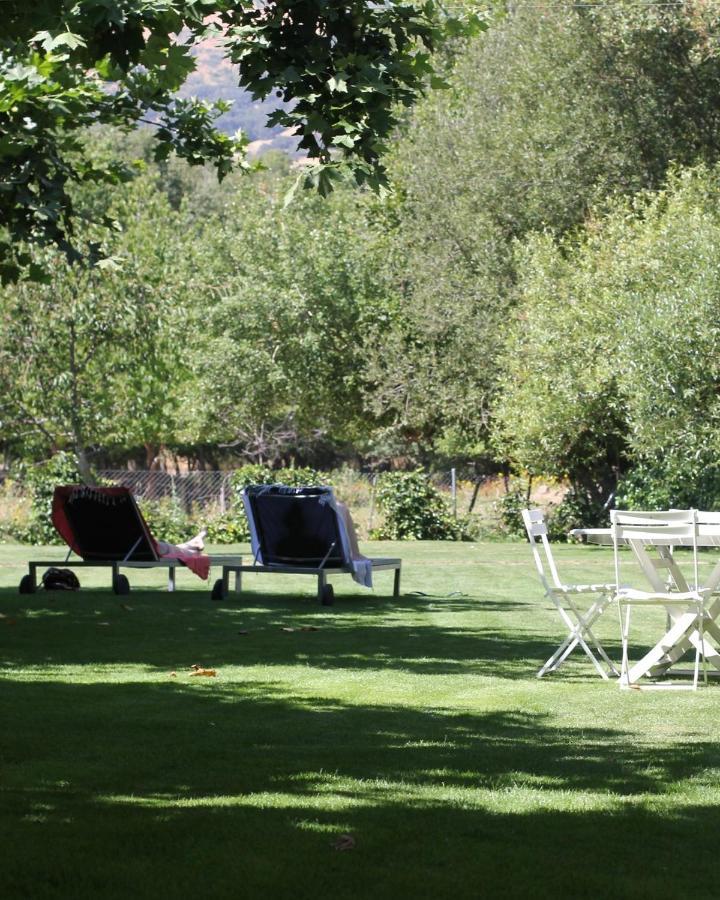 Hotel Ribera Del Corneja Navacepedilla de Corneja ภายนอก รูปภาพ