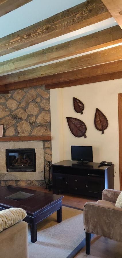 Hotel Ribera Del Corneja Navacepedilla de Corneja ภายนอก รูปภาพ